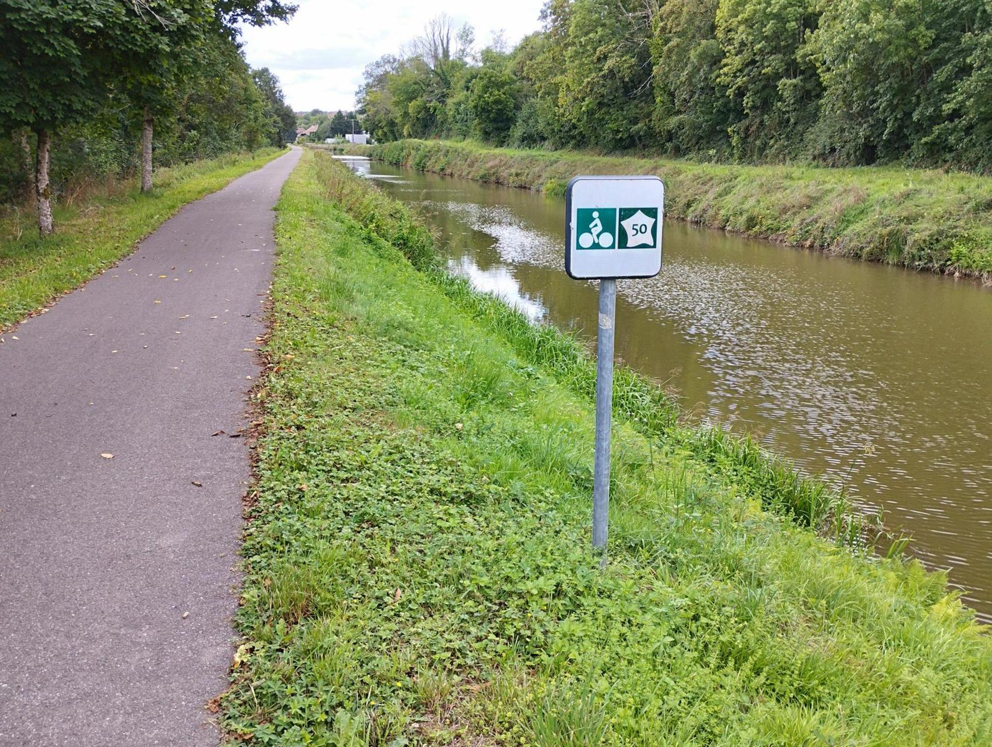 Au Nid D'hirondelles * Selles (Haute-Saone)